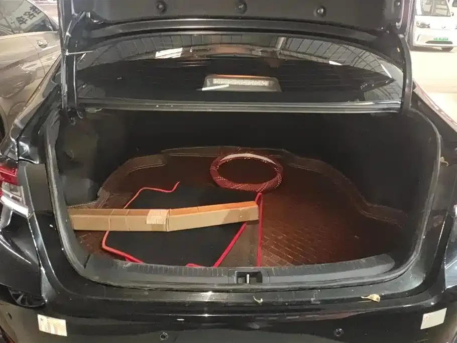 Toyota Corolla 2022 из CN, фото 3