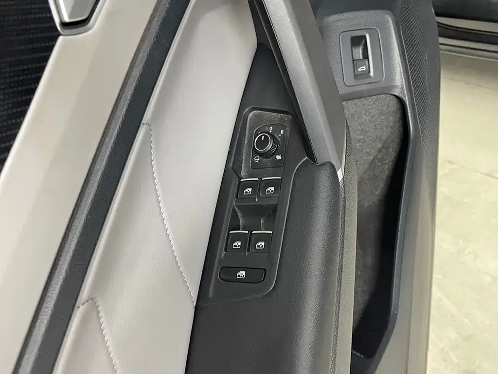 Volkswagen Tayron 2023 из CN, фото 2