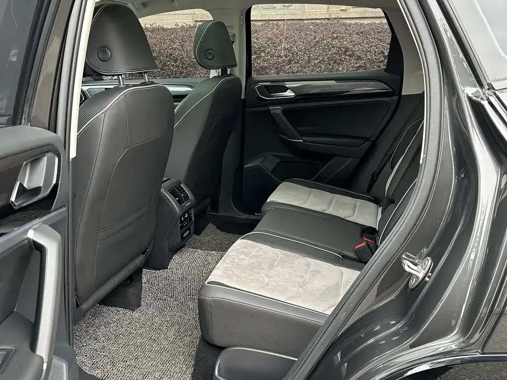 Volkswagen X 2022 из CN, фото 9