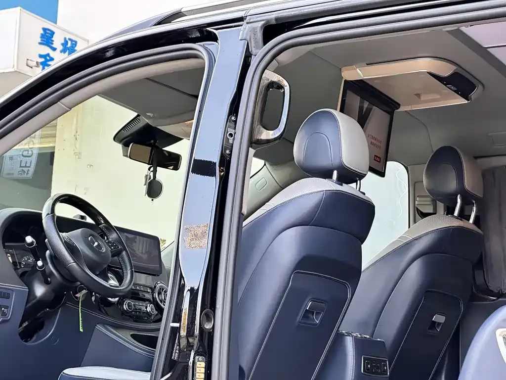 Mercedes-Benz Vito 2021 из CN, фото 9