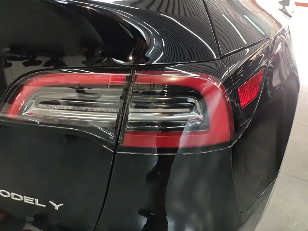 Tesla Model Y 2023 из CN, фото 5