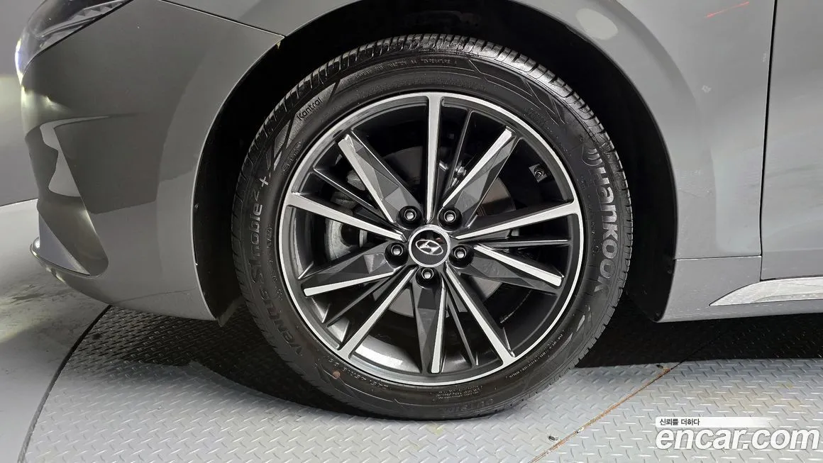 Hyundai Grandeur 2023 из KR, фото 5