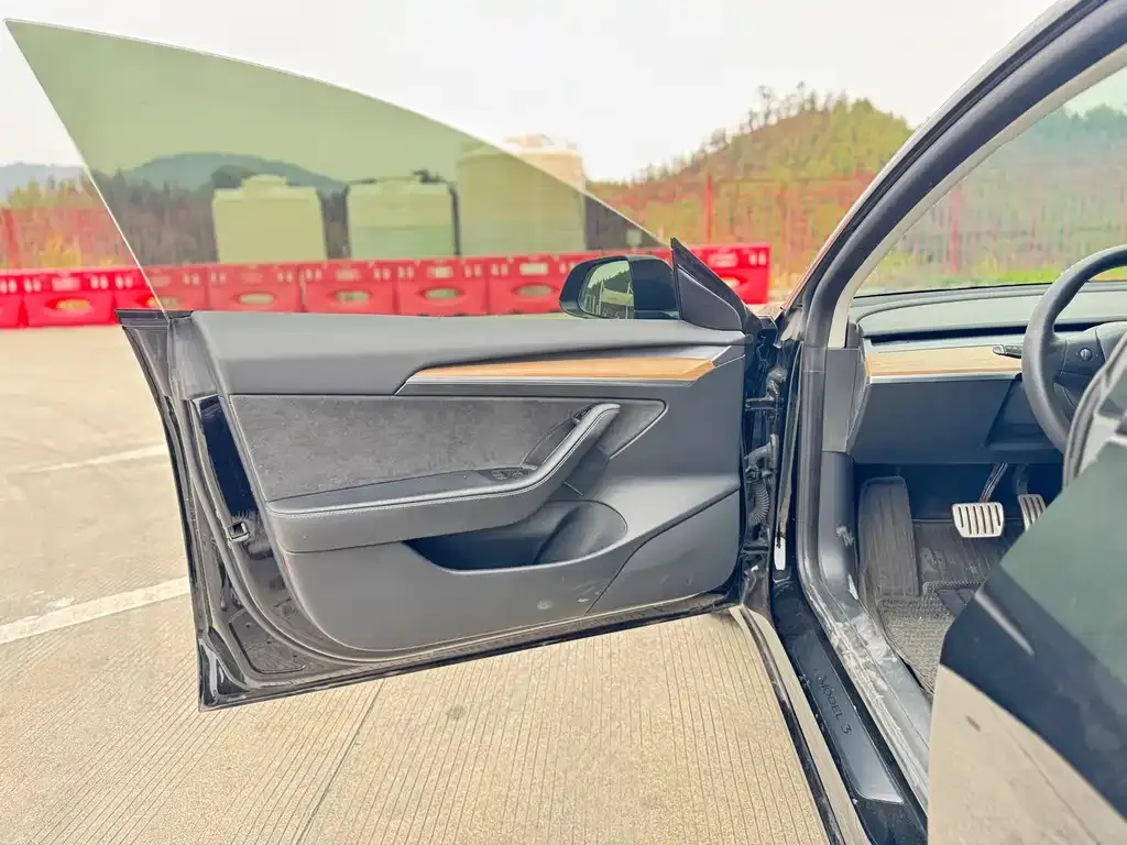 Tesla Model 3 2022 из CN, фото 9