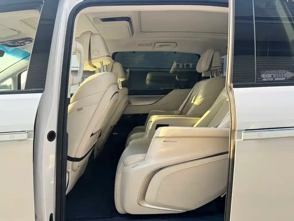 Buick GL8 Hybrid 2024 из CN, фото 4