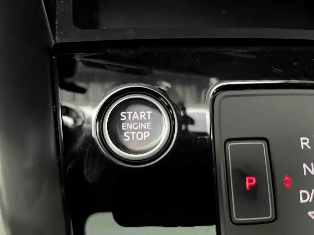 Audi A3 2022 из CN, фото 2