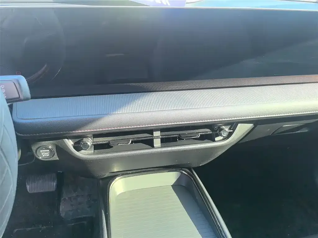 Ford Mondeo 2023 из CN, фото 4