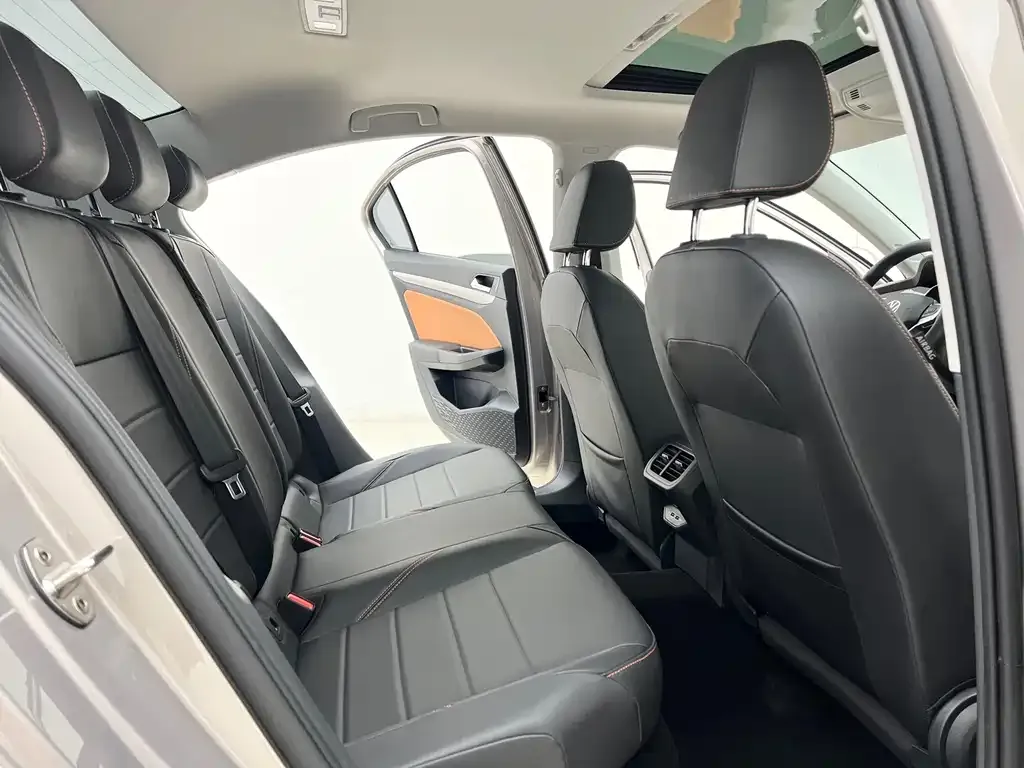 Volkswagen Bora 2022 из CN, фото 6