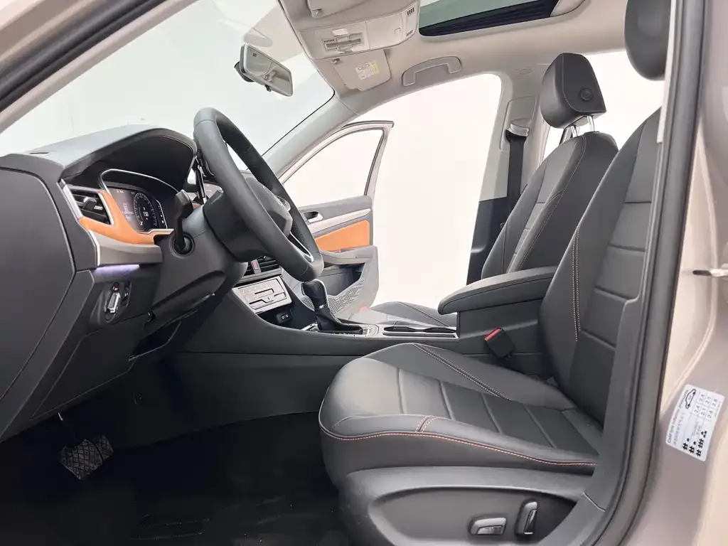 Volkswagen Bora 2022 из CN, фото 4