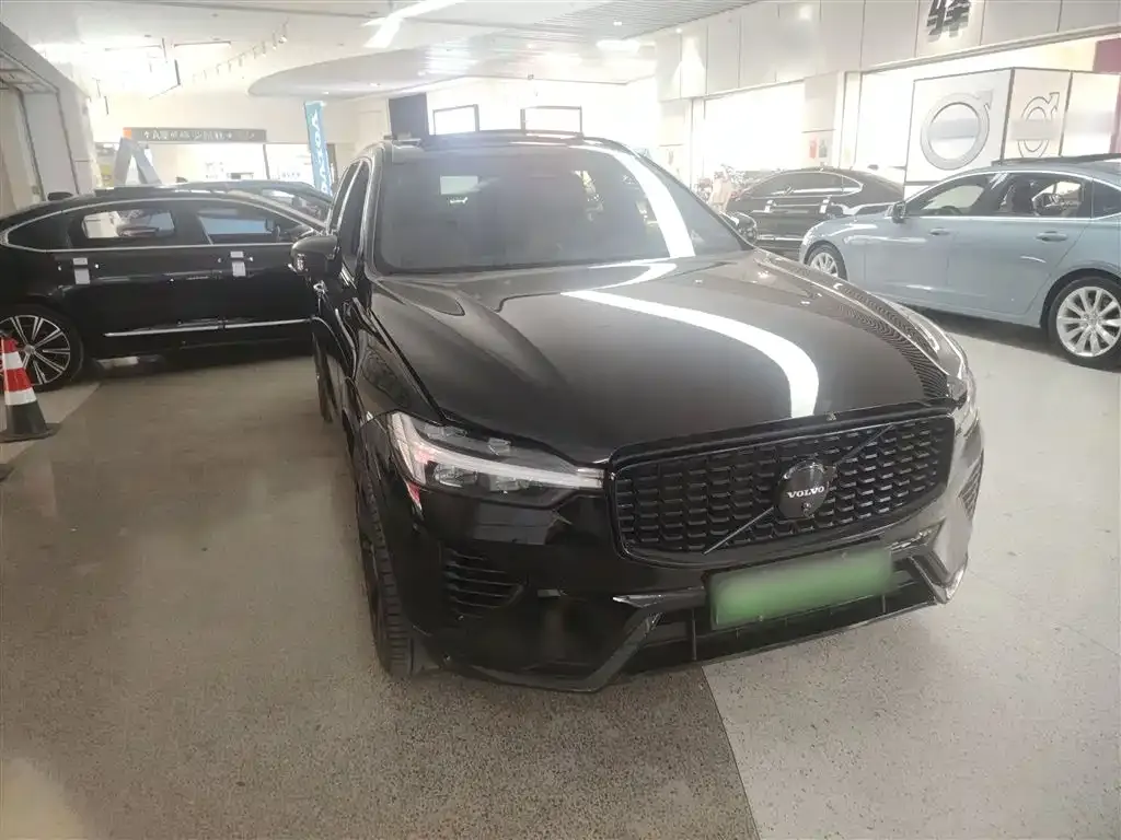 Volvo XC60 PHEV 2024 из CN, фото 9