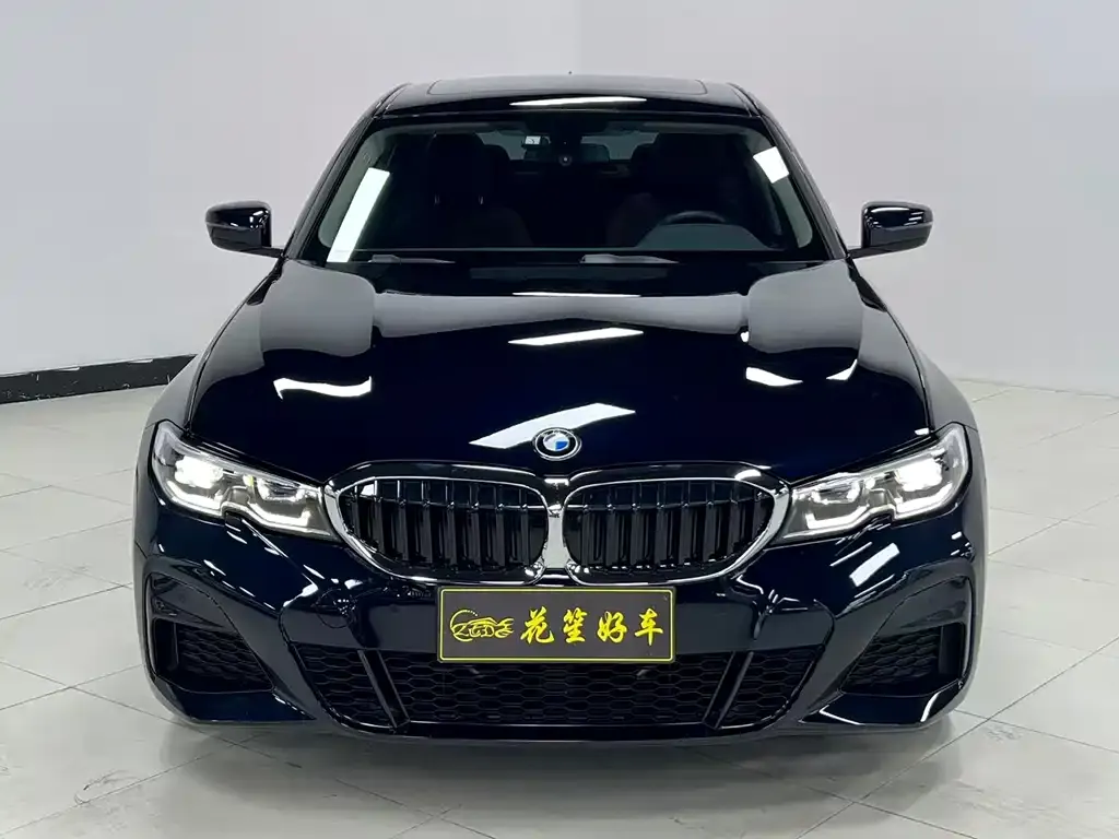 BMW 3 Series 2022 из CN, фото 3