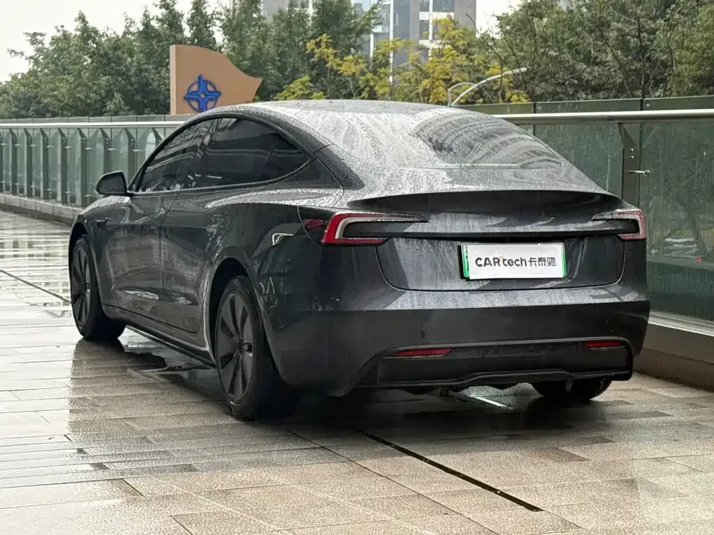 Tesla Model 3 2023 из CN, фото 6
