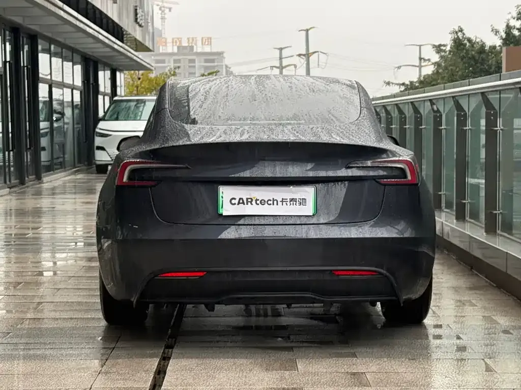 Tesla Model 3 2023 из CN, фото 4