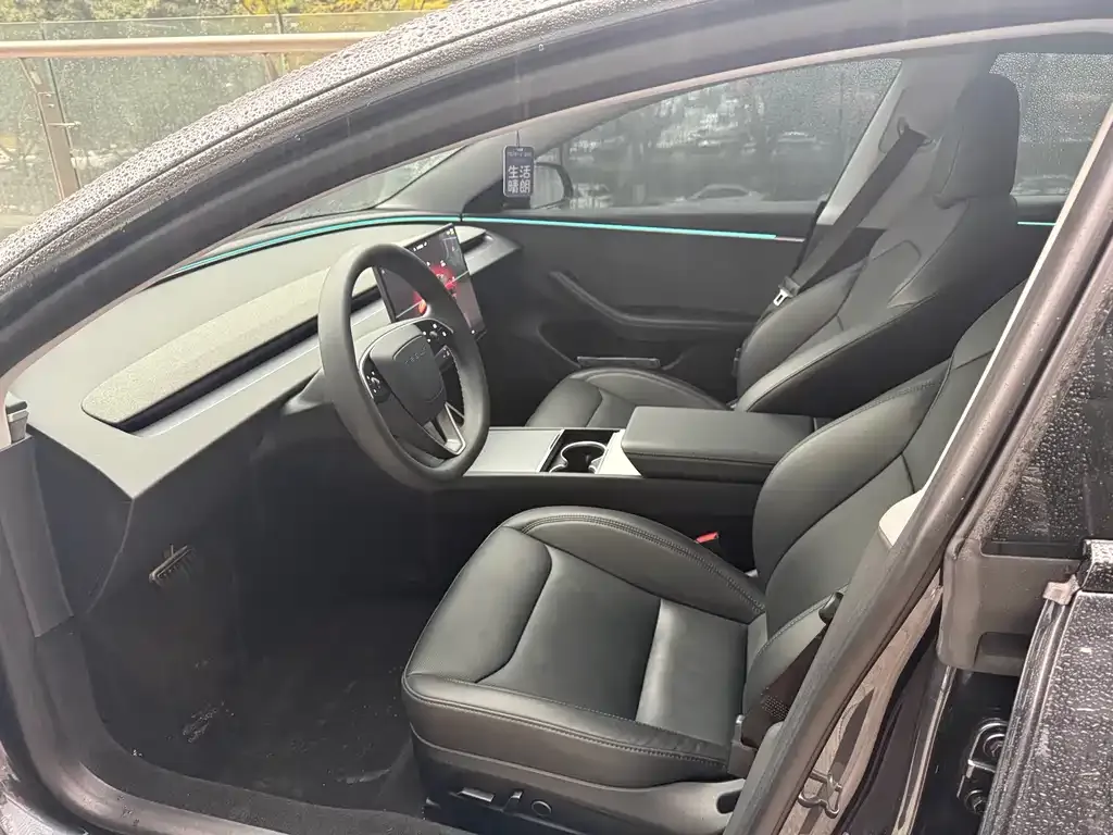 Tesla Model 3 2023 из CN, фото 8