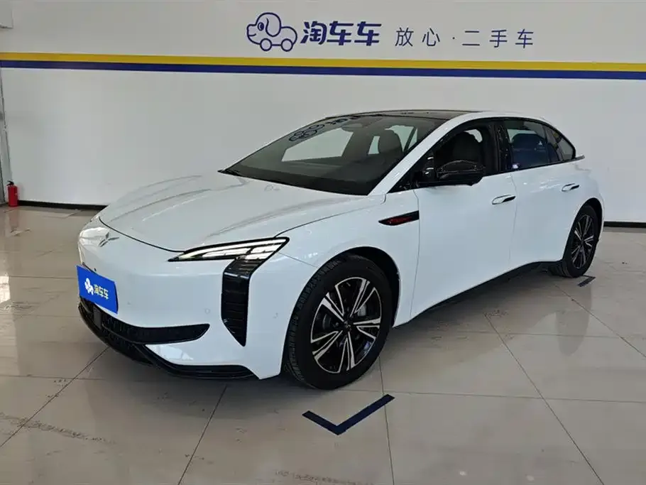 Hongqi EH7 2024 из CN, фото 1