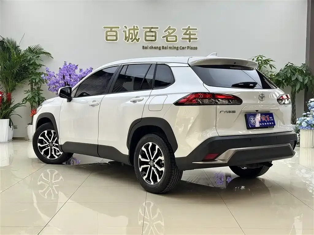 Toyota Frontlander 2022 из CN, фото 9