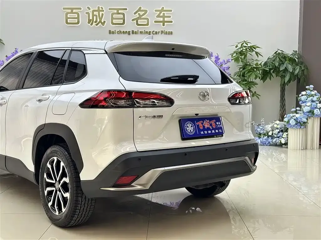 Toyota Frontlander 2022 из CN, фото 3