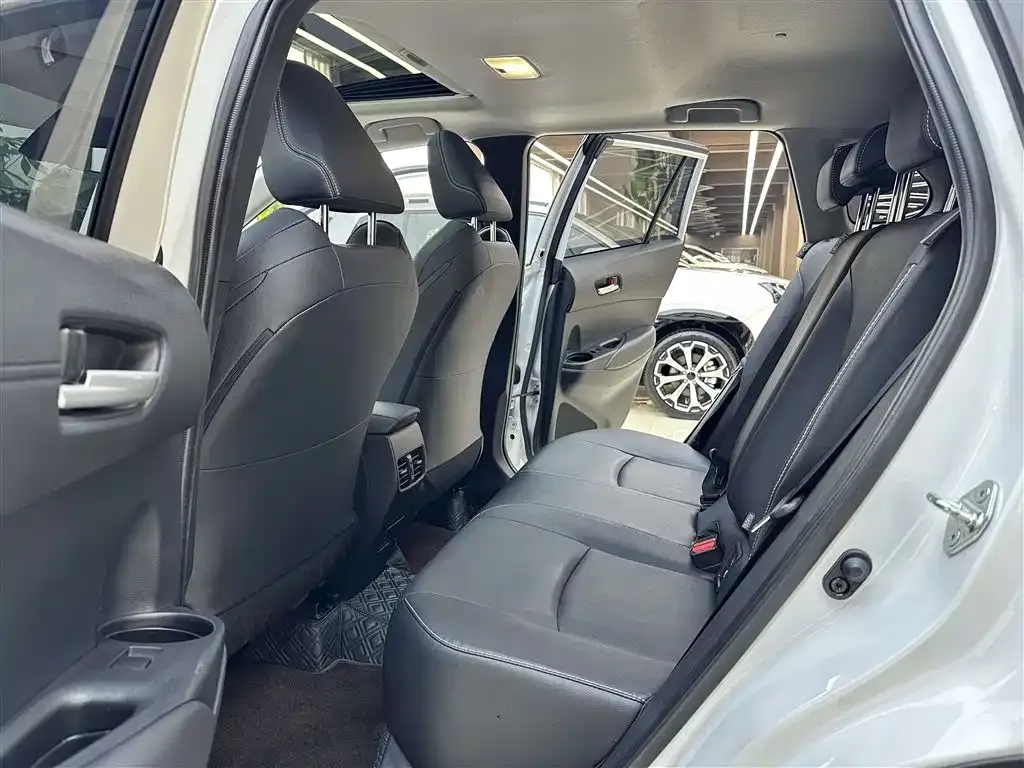 Toyota Frontlander 2022 из CN, фото 10