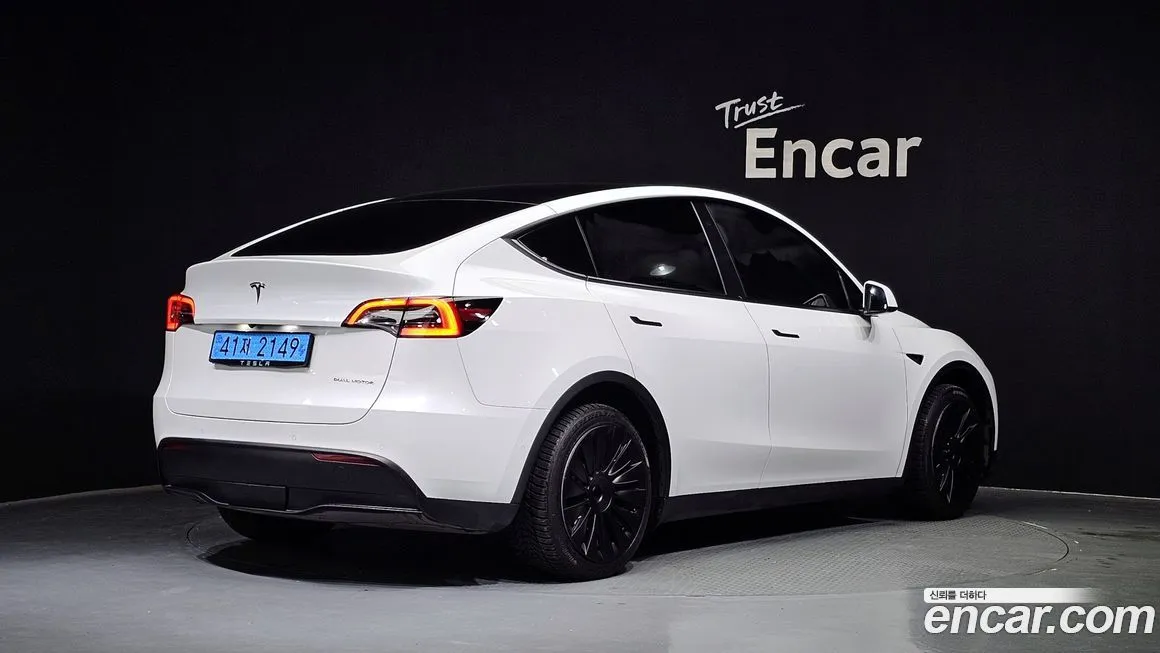 Tesla Model Y 2021 из KR, фото 2