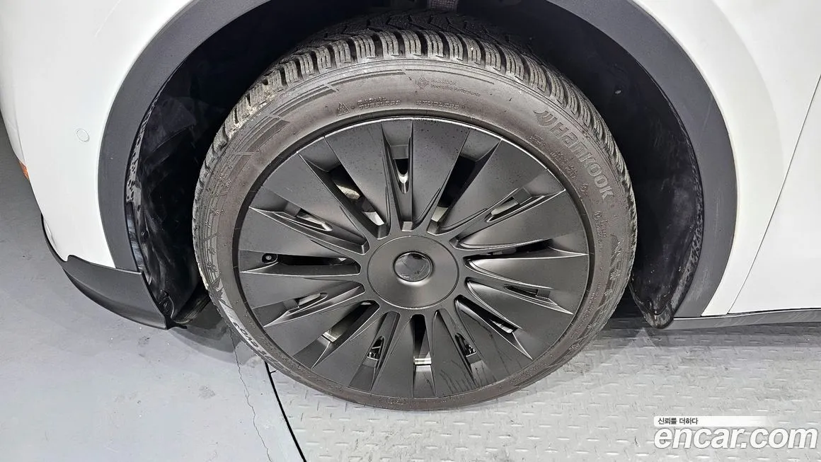 Tesla Model Y 2021 из KR, фото 10