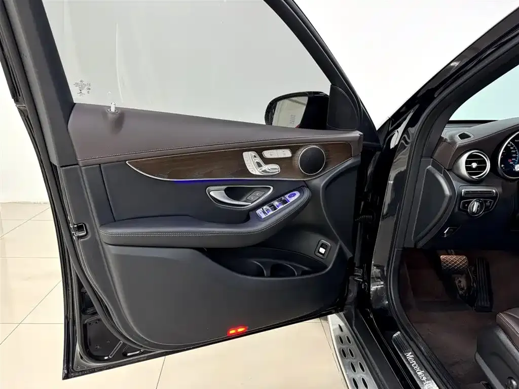 Mercedes-Benz GLC 2022 из CN, фото 10