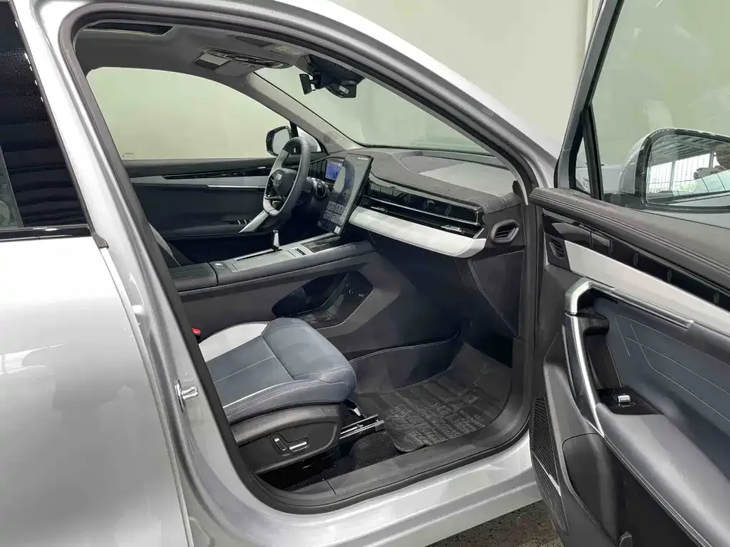 Geely Boyue L 2024 из CN, фото 9