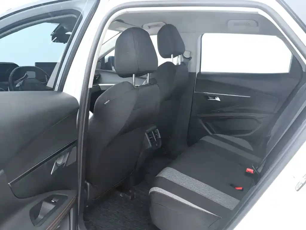 Peugeot 4008 2023 из CN, фото 9
