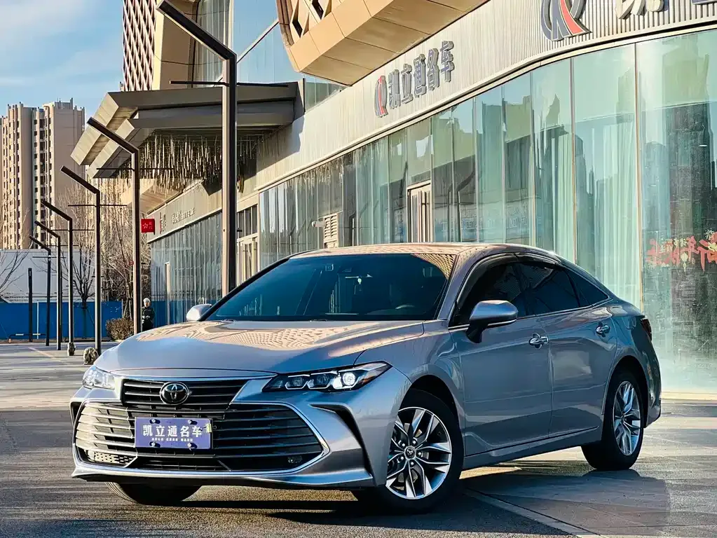 Toyota Avalon 2021 из CN, фото 1