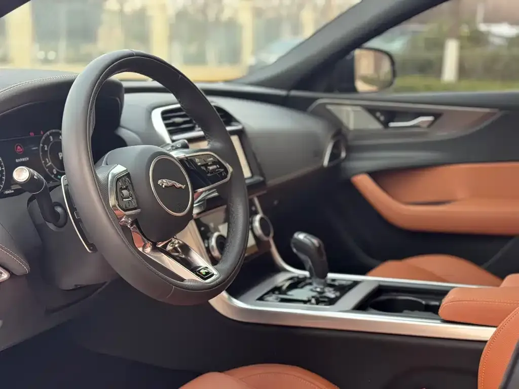 Jaguar XEL 2024 из CN, фото 2