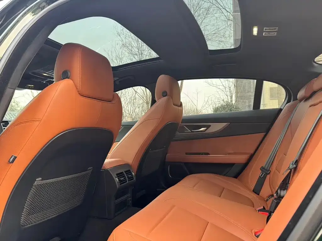 Jaguar XEL 2024 из CN, фото 3