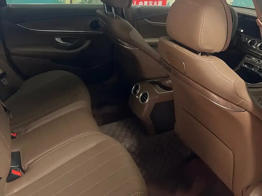 Mercedes-Benz E-Class 2021 из CN, фото 2