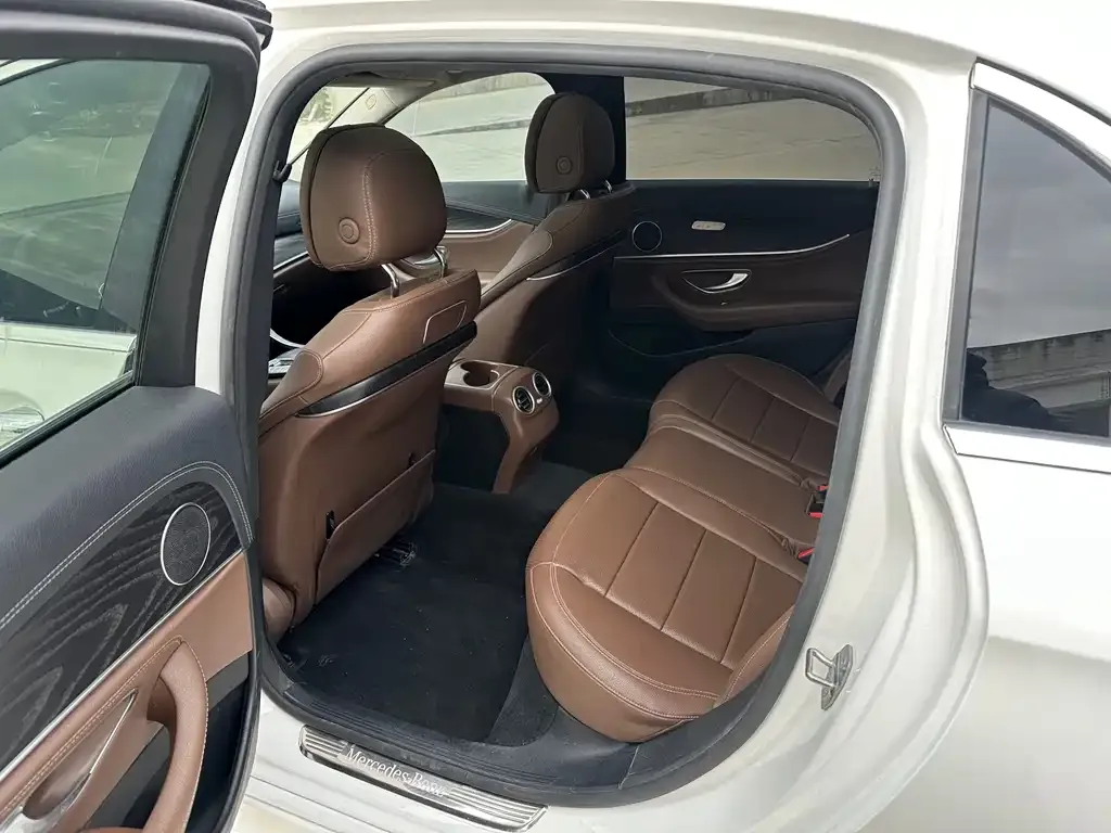 Mercedes-Benz E-Class 2021 из CN, фото 5