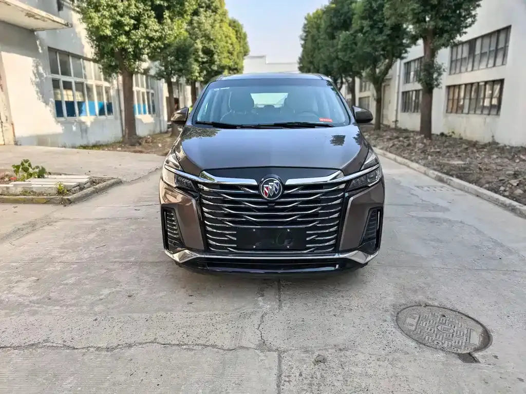 Buick GL8 2023 из CN, фото 1