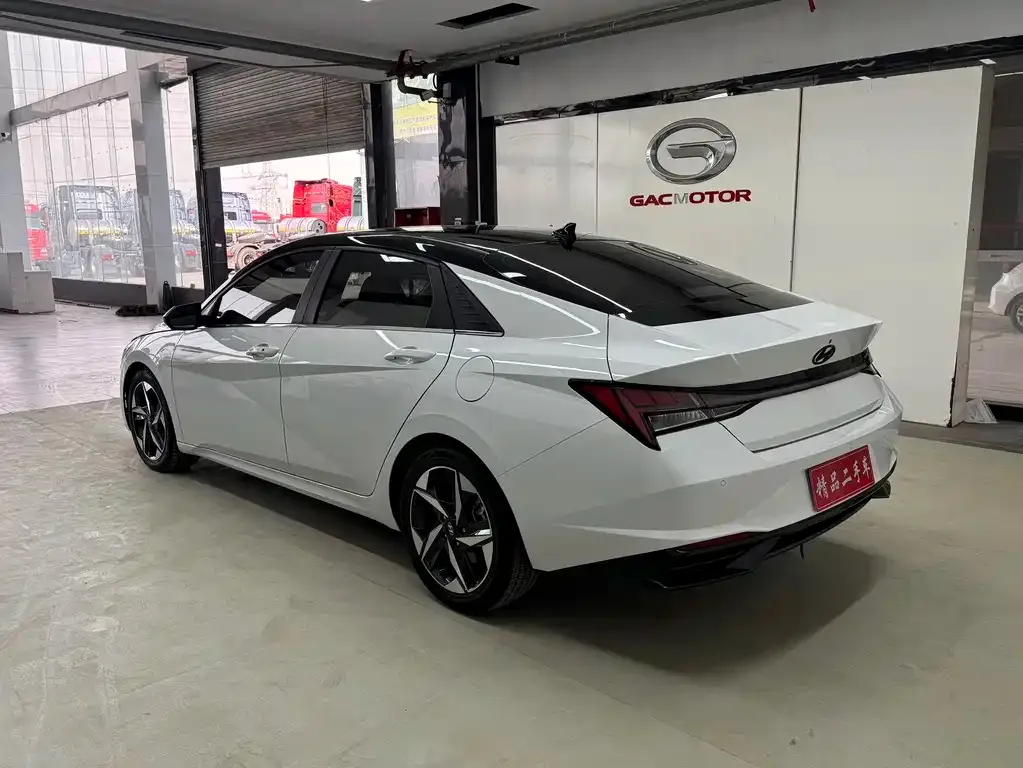 Hyundai Elantra 2023 из CN, фото 7