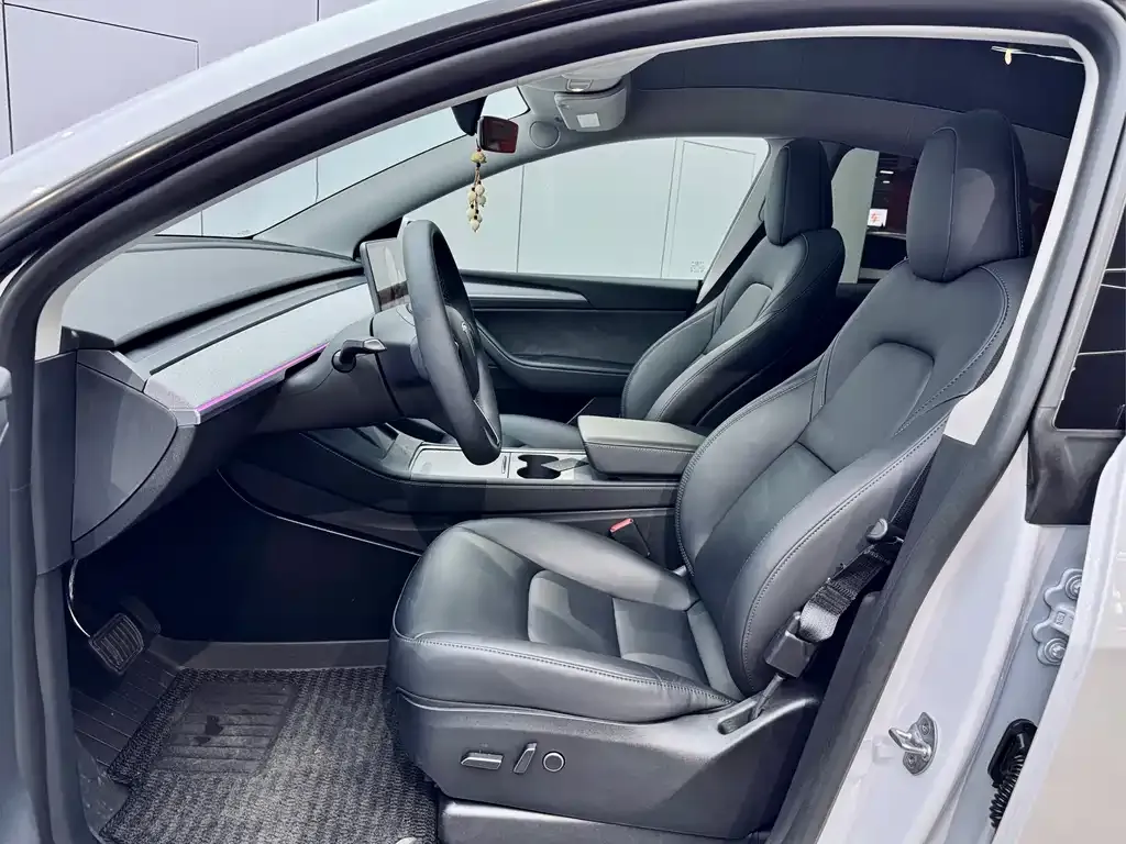 Tesla Model Y 2024 из CN, фото 6