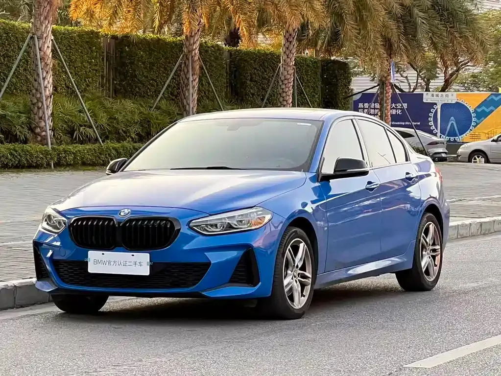BMW 1 Series 2022 из CN, фото 1