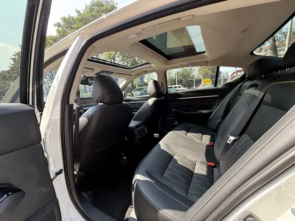 Nissan Teana 2022 из CN, фото 3