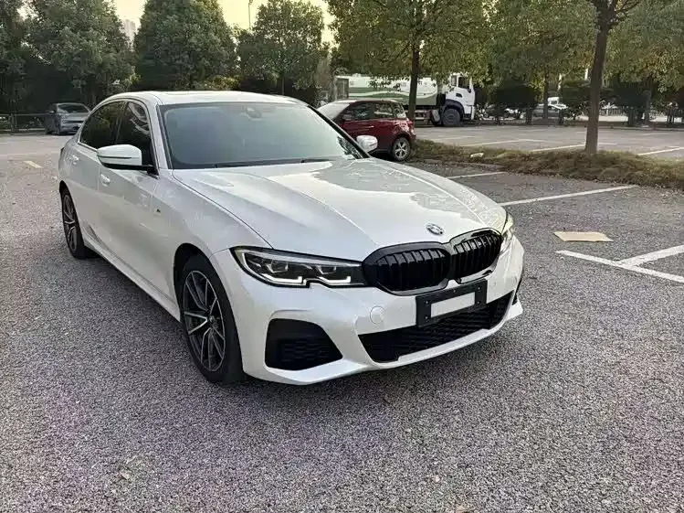 BMW 3 Series 2022 из CN, фото 3