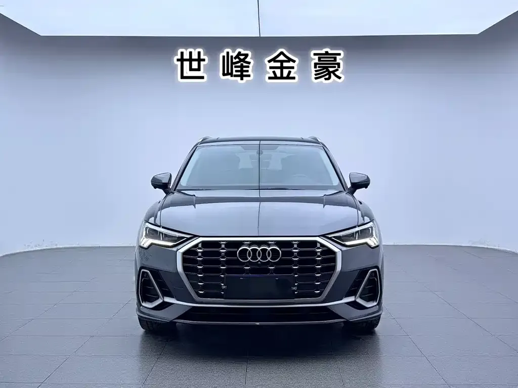Audi Q3 2021 из CN, фото 3