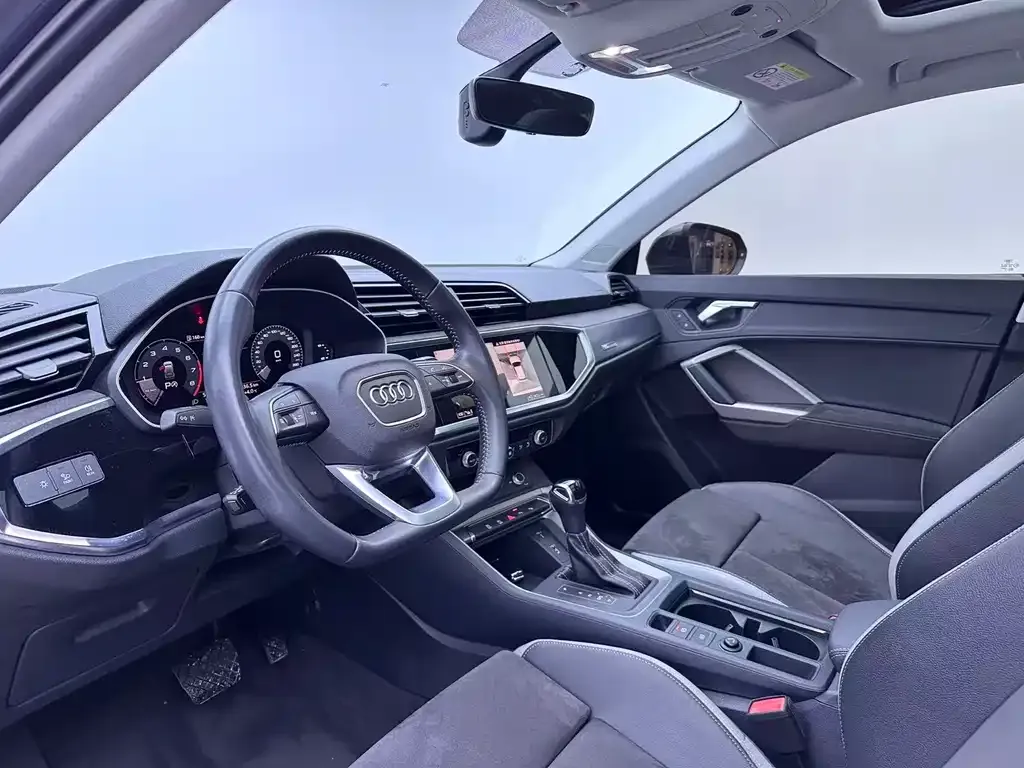 Audi Q3 2021 из CN, фото 10