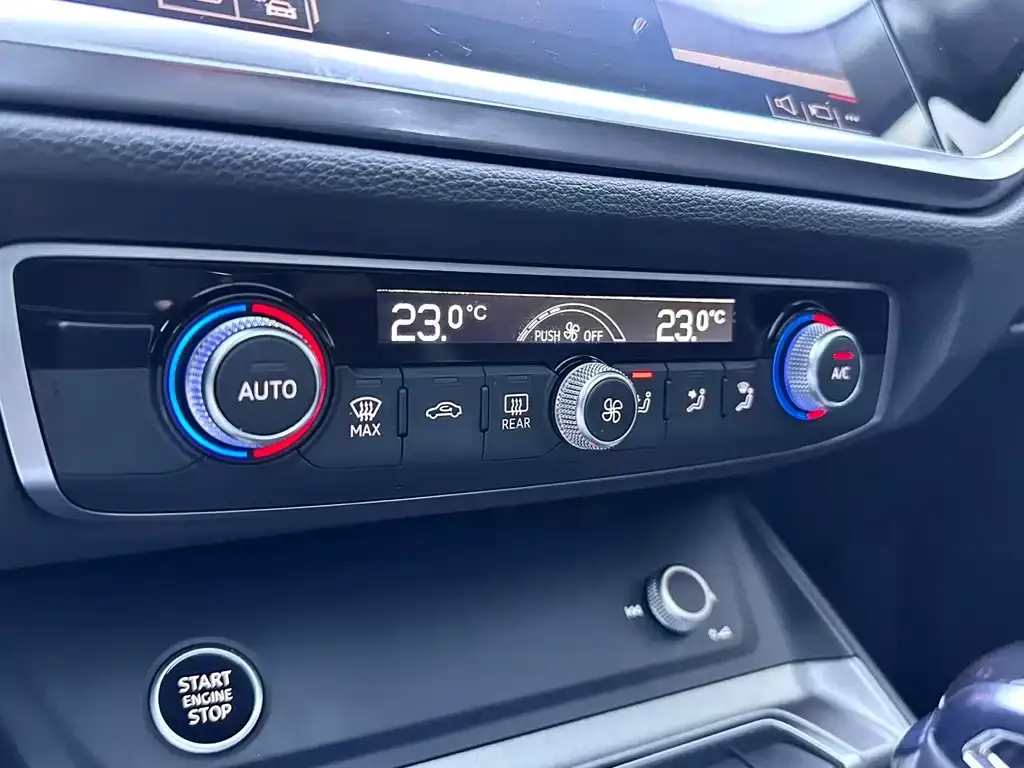 Audi Q3 2021 из CN, фото 7