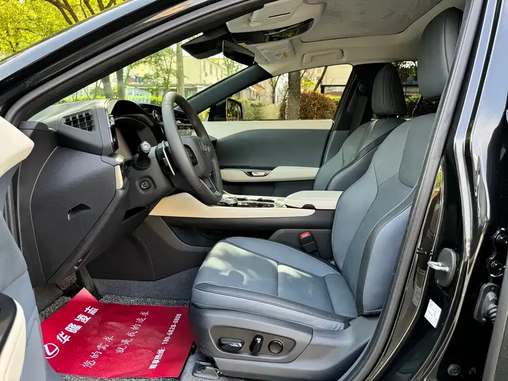 Lexus RZ 2024 из CN, фото 3