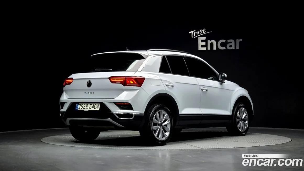 Volkswagen T-Roc 2021 из KR, фото 2