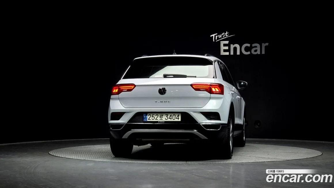 Volkswagen T-Roc 2021 из KR, фото 3