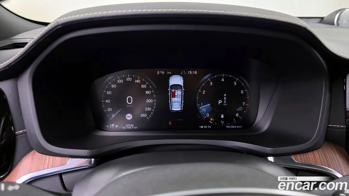Volvo V60 2021 из KR, фото 6