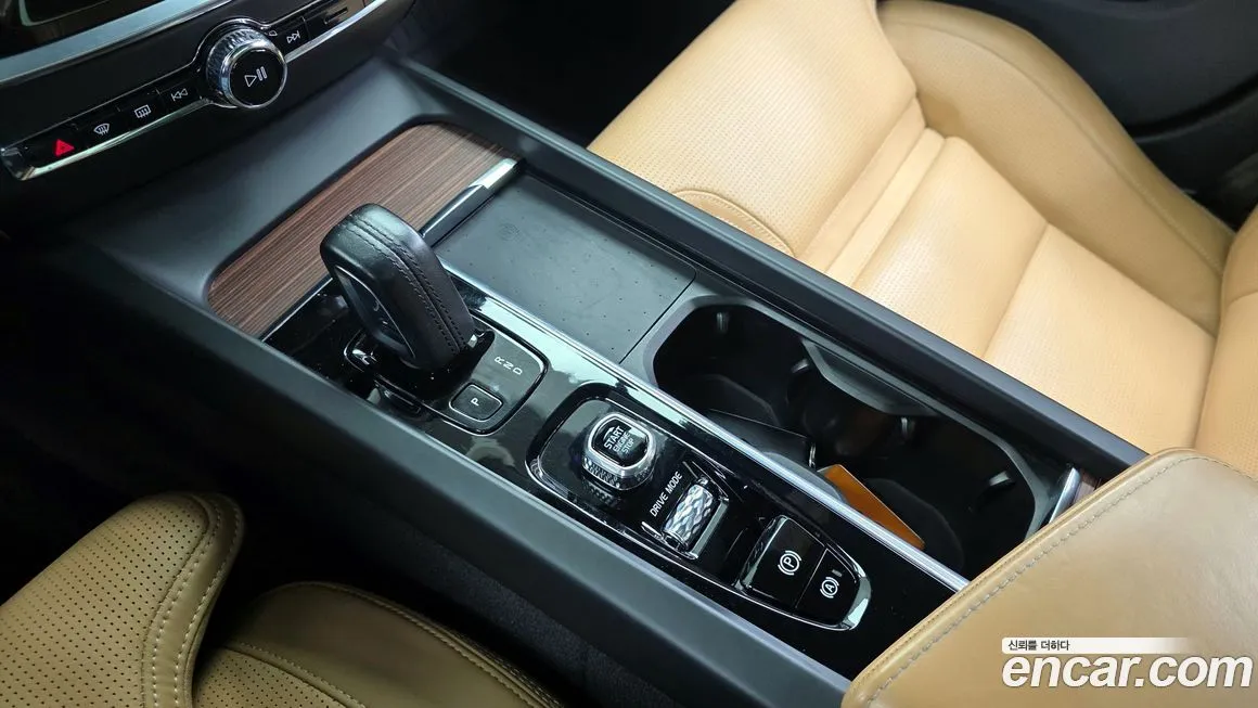 Volvo V60 2021 из KR, фото 8