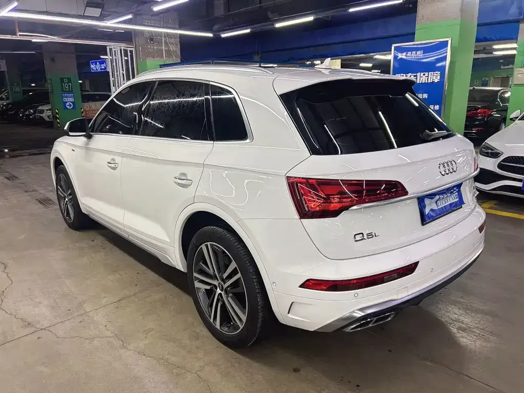Audi Q5L 2022 из CN, фото 7