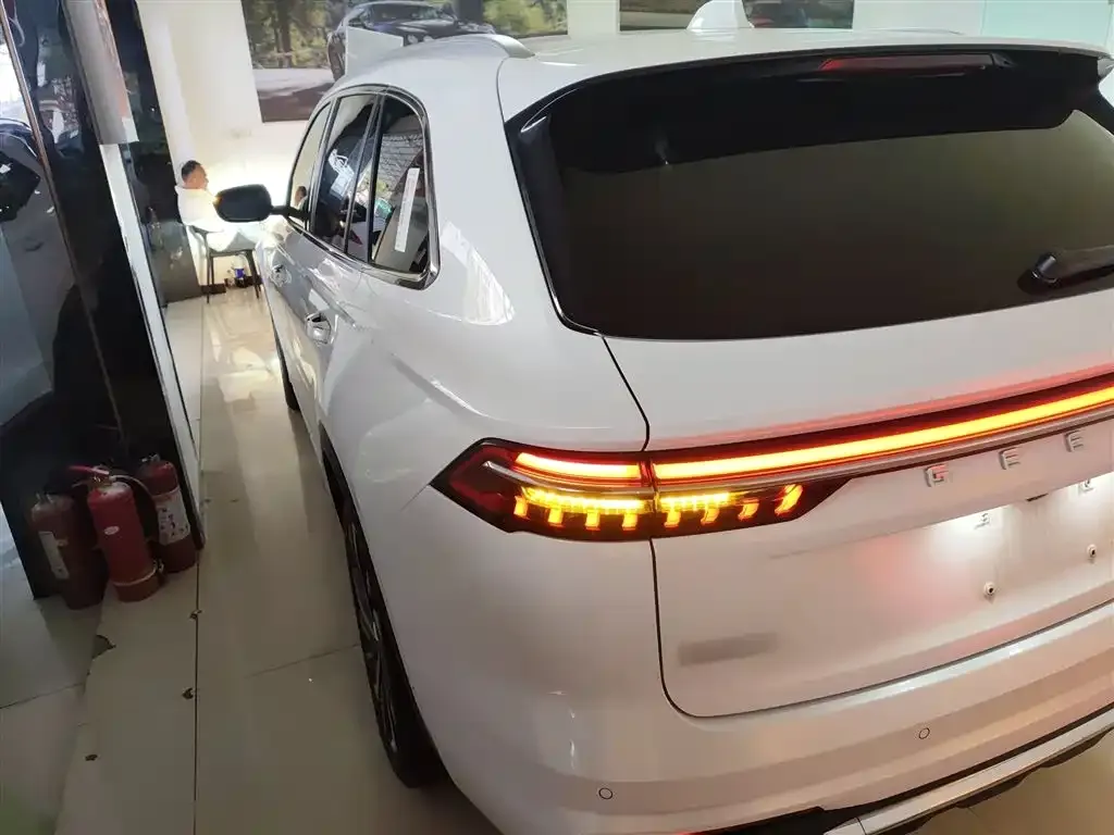 Geely Xingyue L 2023 из CN, фото 4
