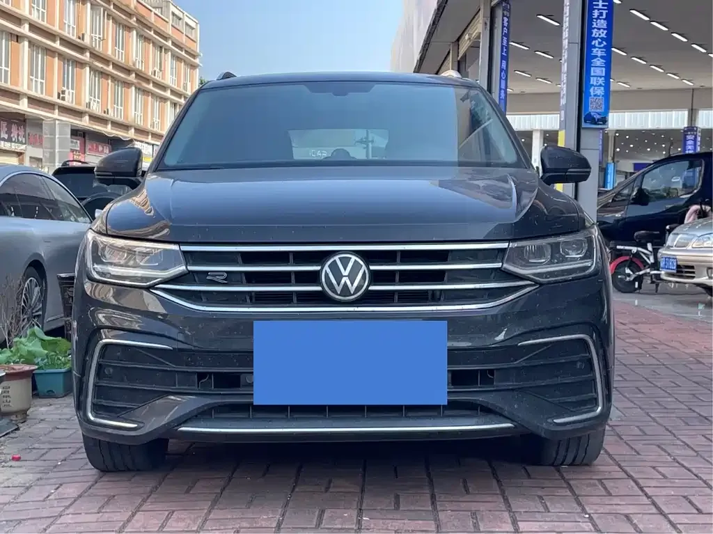 Volkswagen Tiguan L 2024 из CN, фото 7