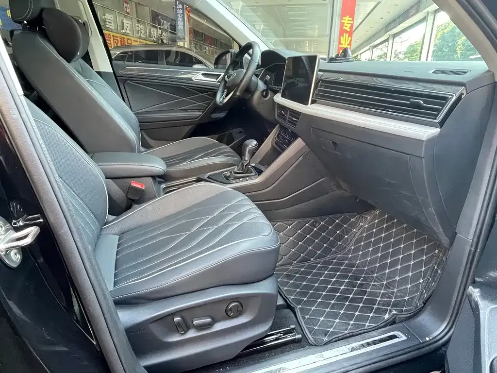 Volkswagen Tiguan L 2024 из CN, фото 4