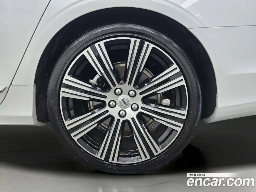 Volvo S90 2023 из KR, фото 7